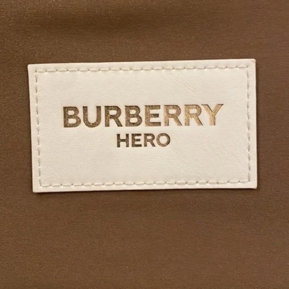 Burberry Hero Travel Bag - Picture 8 of 8